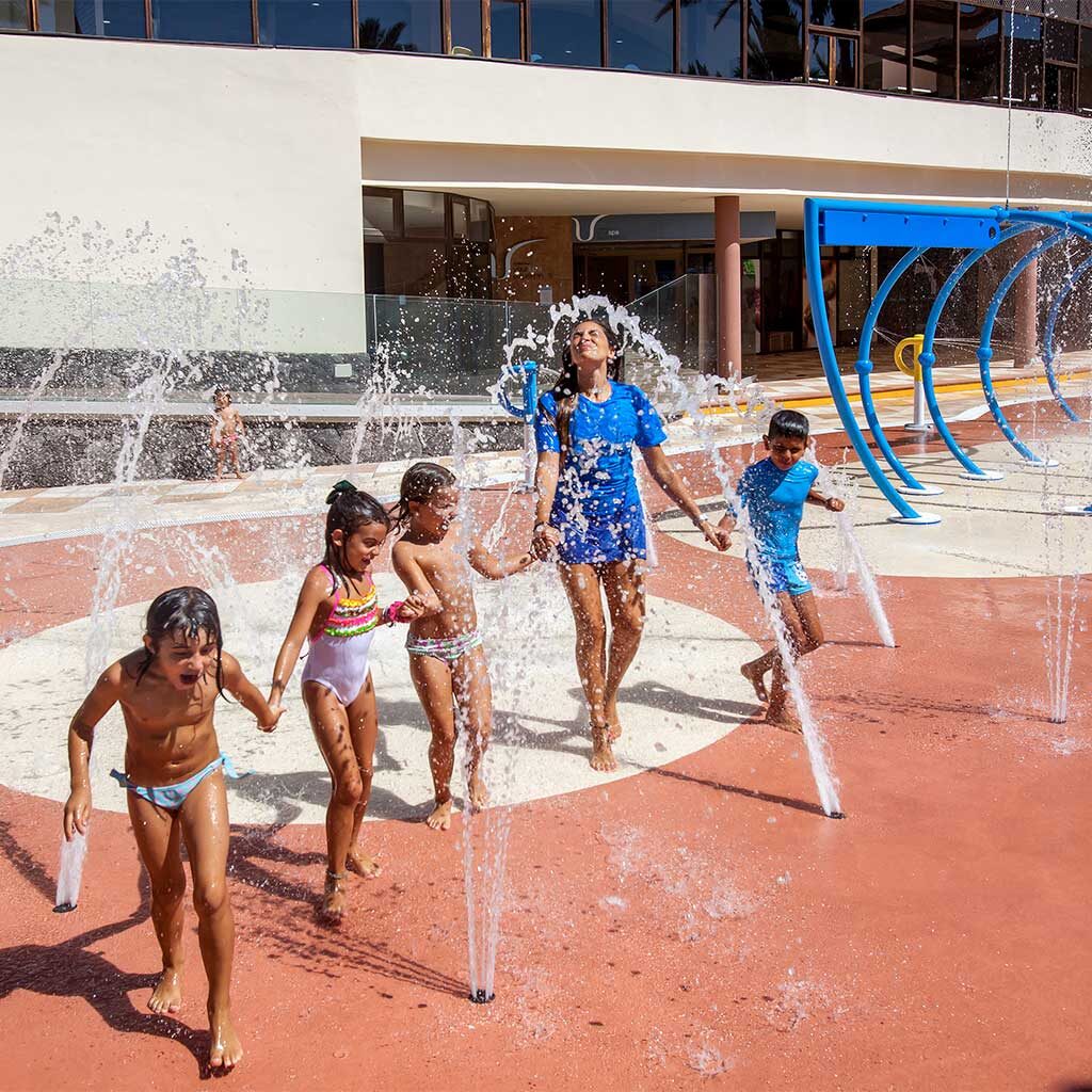 Ventajas de un splashpark Juegos de agua para todas las edades​​ Que es un splashpark Isaba