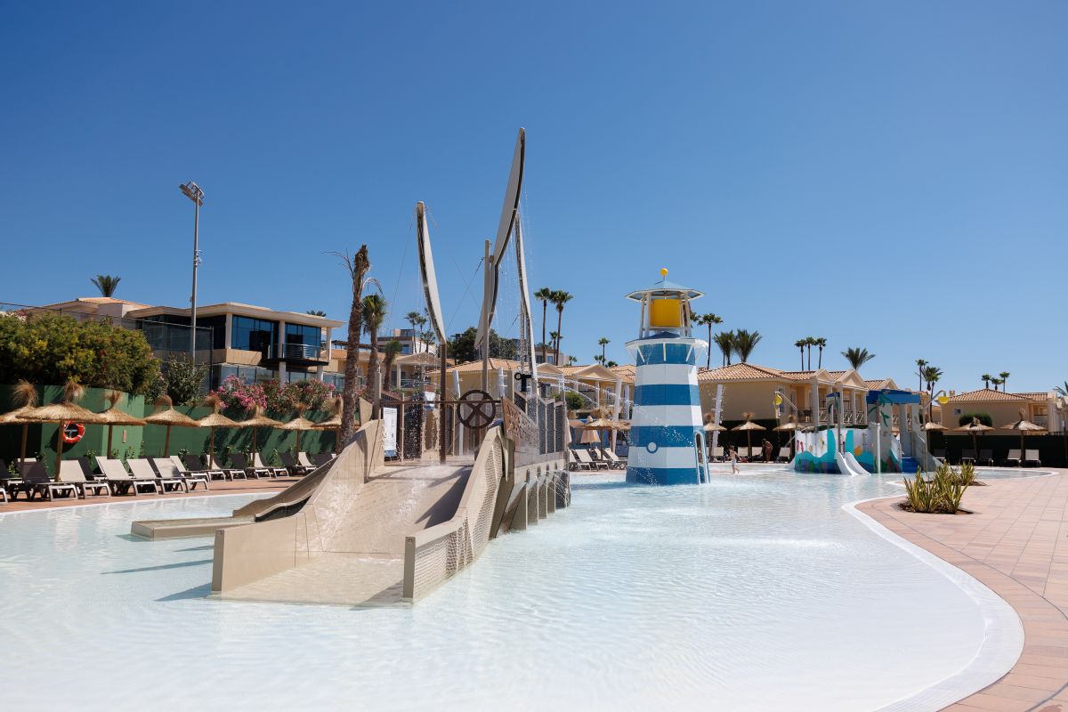 waterpark-personalizado-para-hotel-isaba