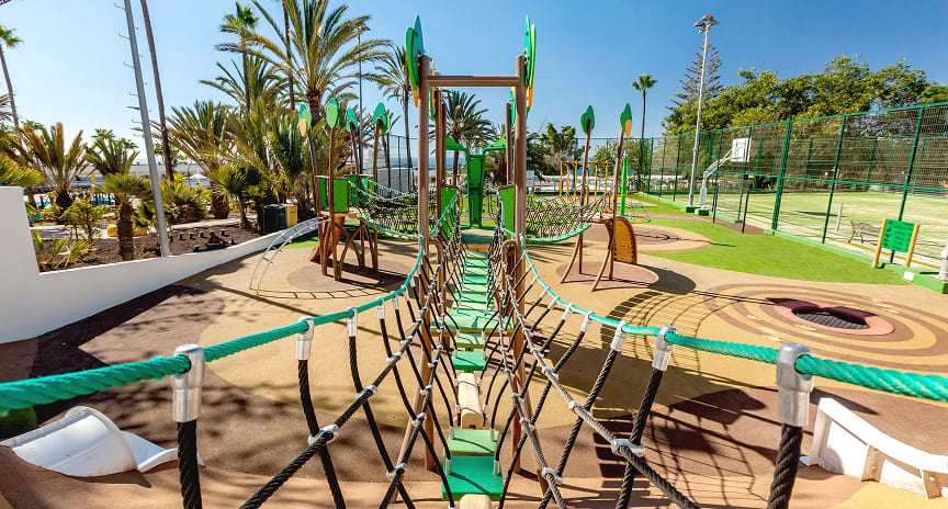 Redes y cuerdas de un playground